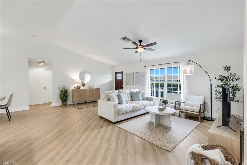 3322 Oasis BLVD photo 13