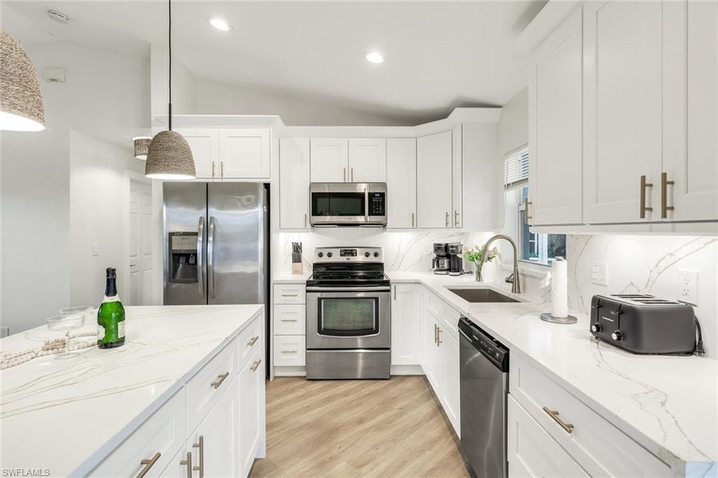 3322 Oasis BLVD photo 22