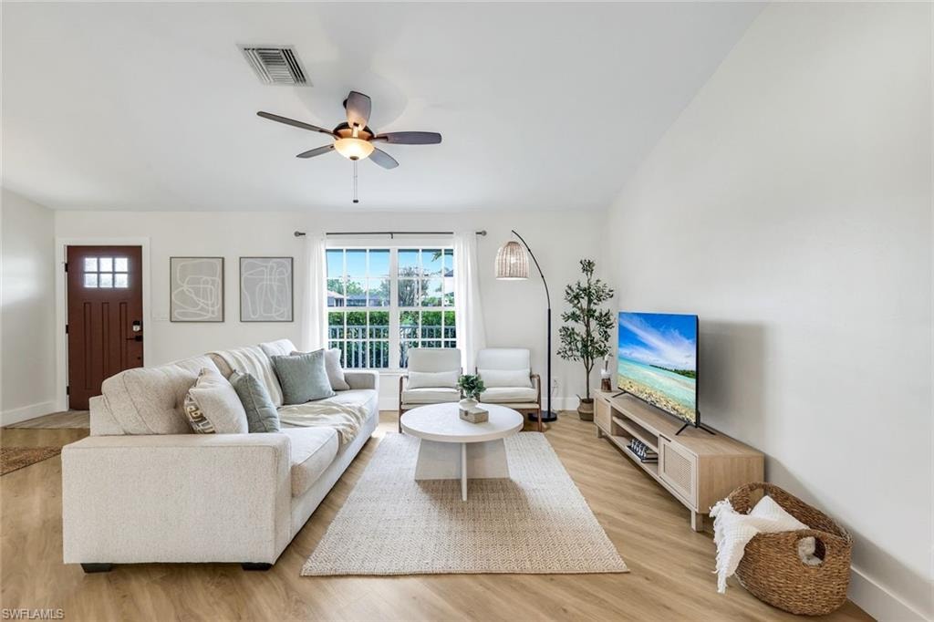 3322 Oasis BLVD photo 9