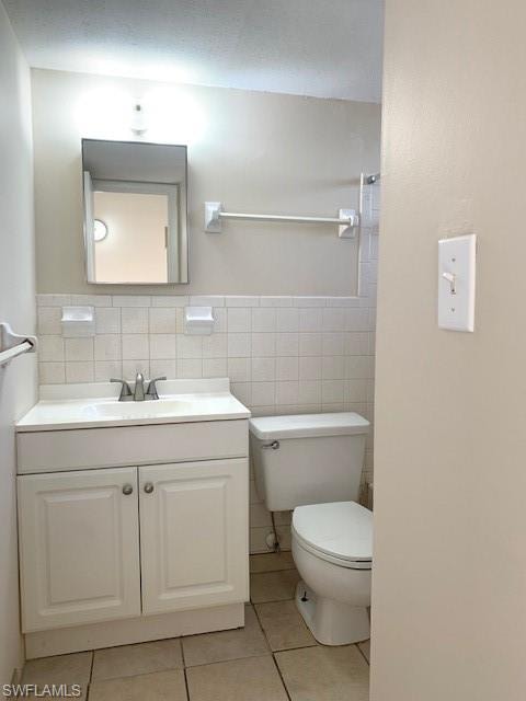 2324 Grand AVE photo 11