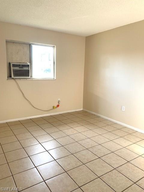 2324 Grand AVE photo 8