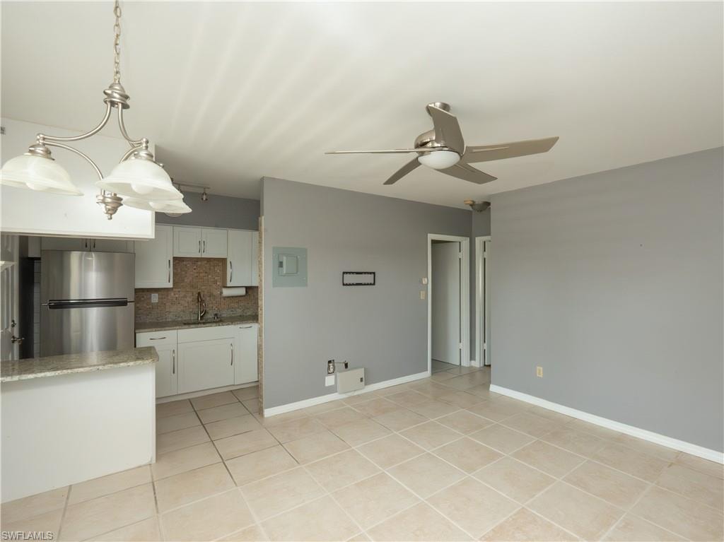 190 Collier BLVD N7