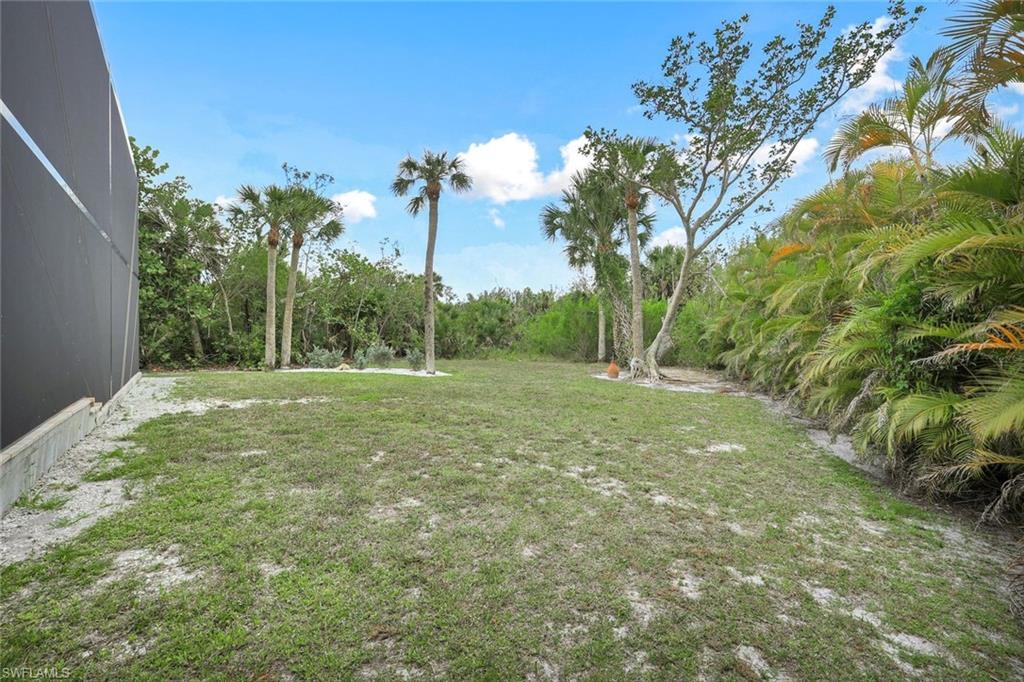 2130 Sunset CIR photo 31