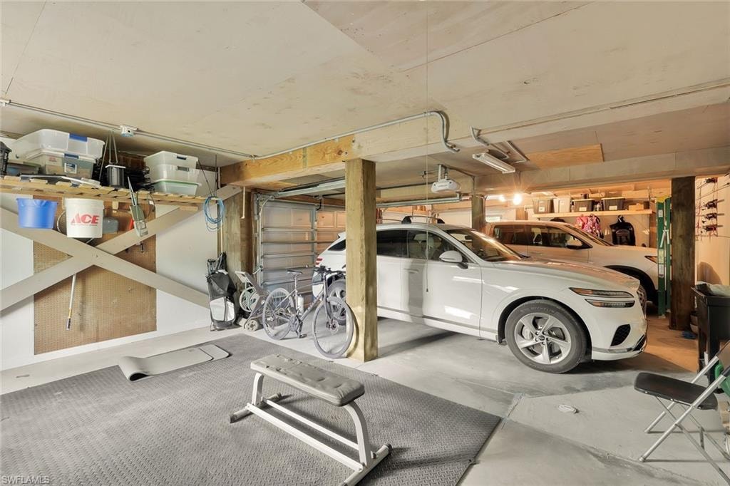 2130 Sunset CIR photo 27