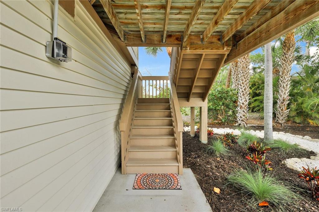 2130 Sunset CIR