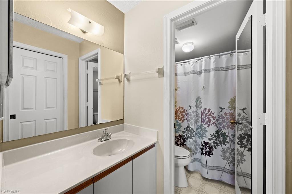 5784 Deauville CIR B103 photo 13