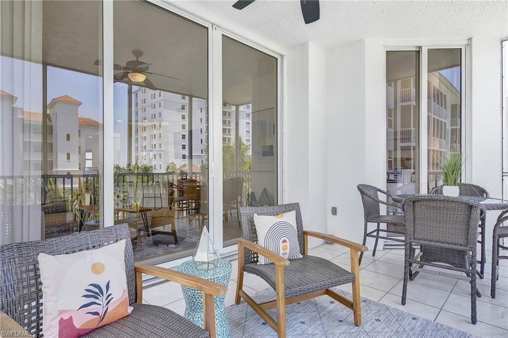 View of patio / terrace with ceiling fan