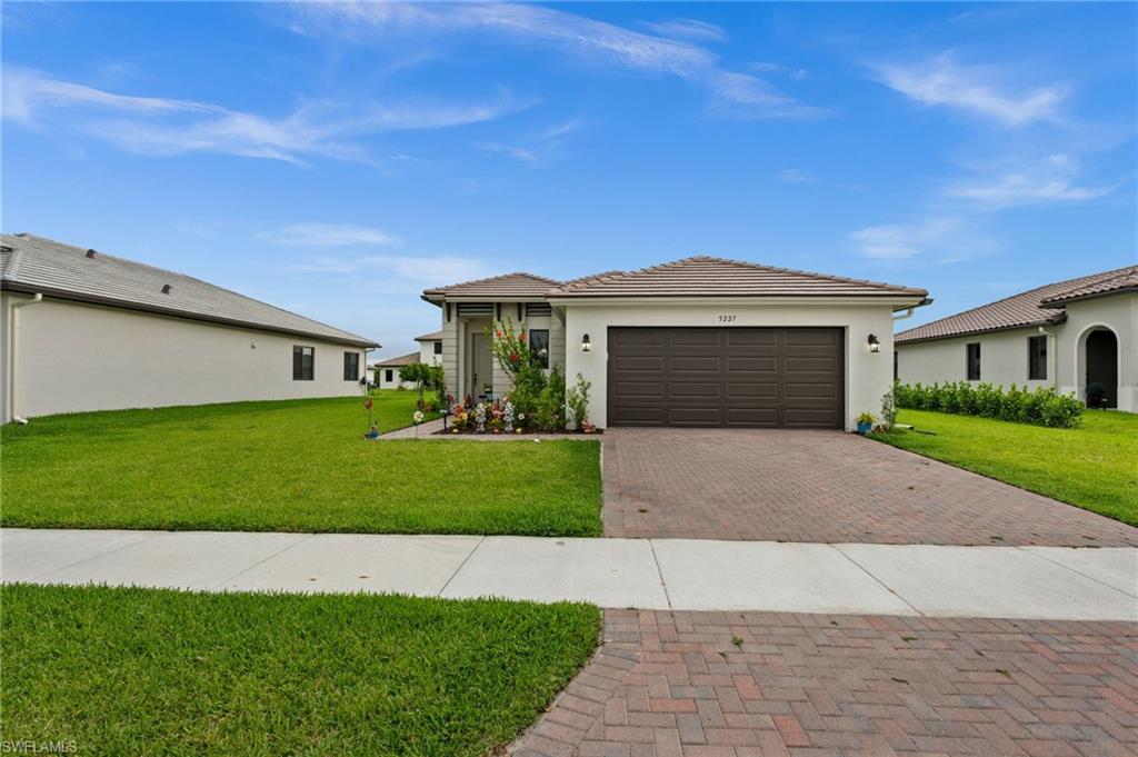 5227 Nevola AVE