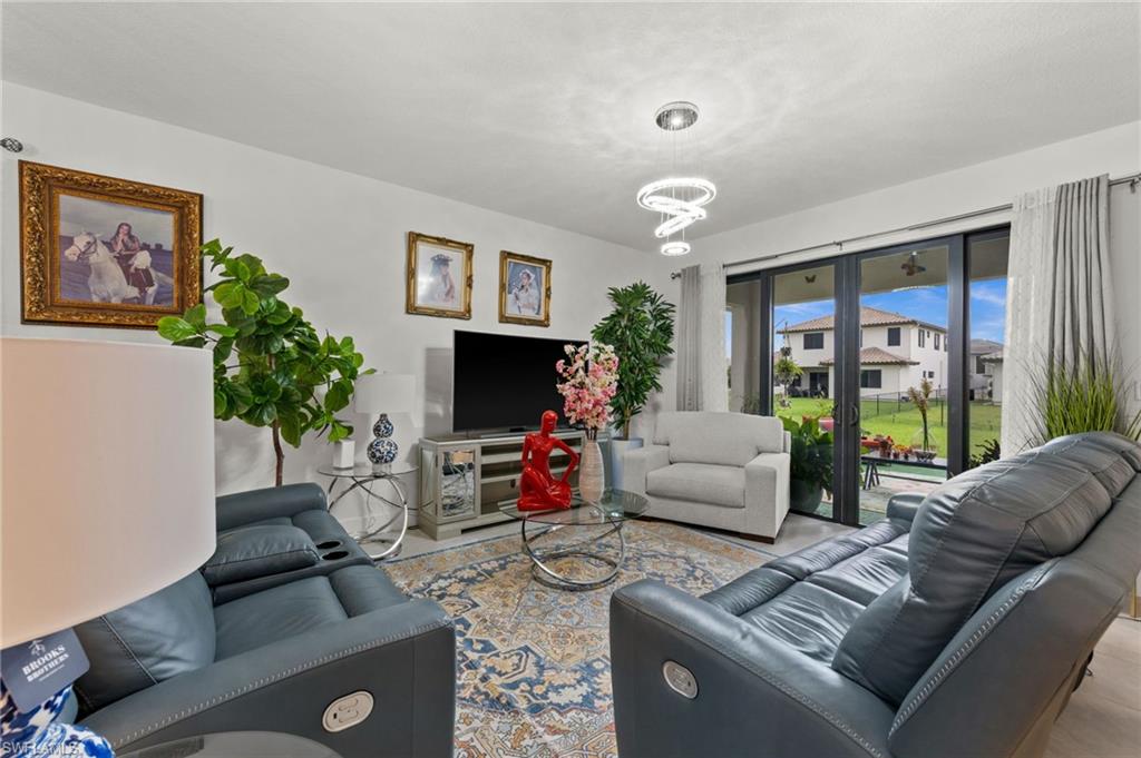 5227 Nevola AVE