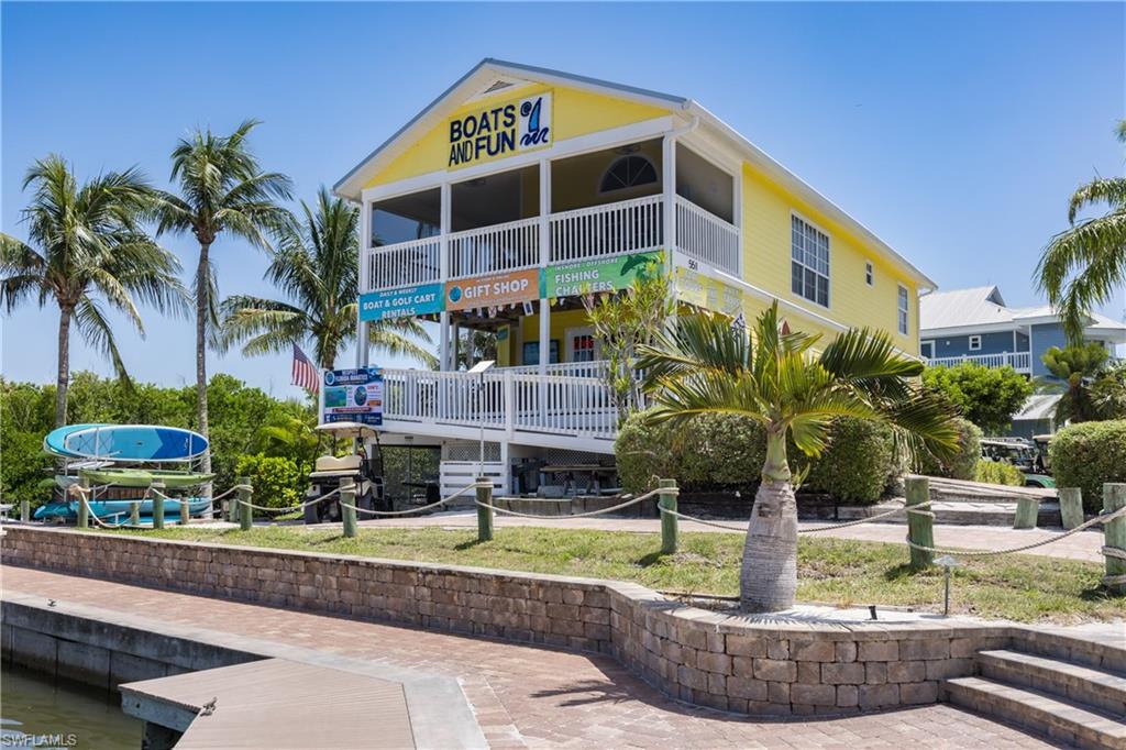 200 Gold Finch DR photo 16