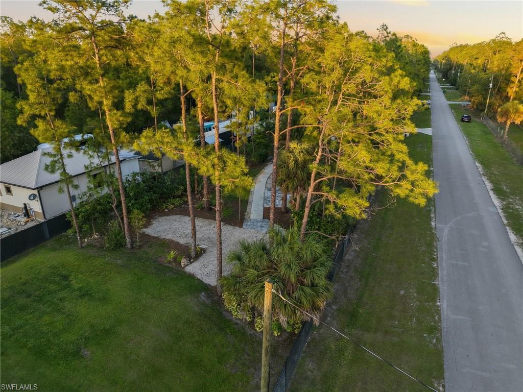 Aerial perspective of expansive lot