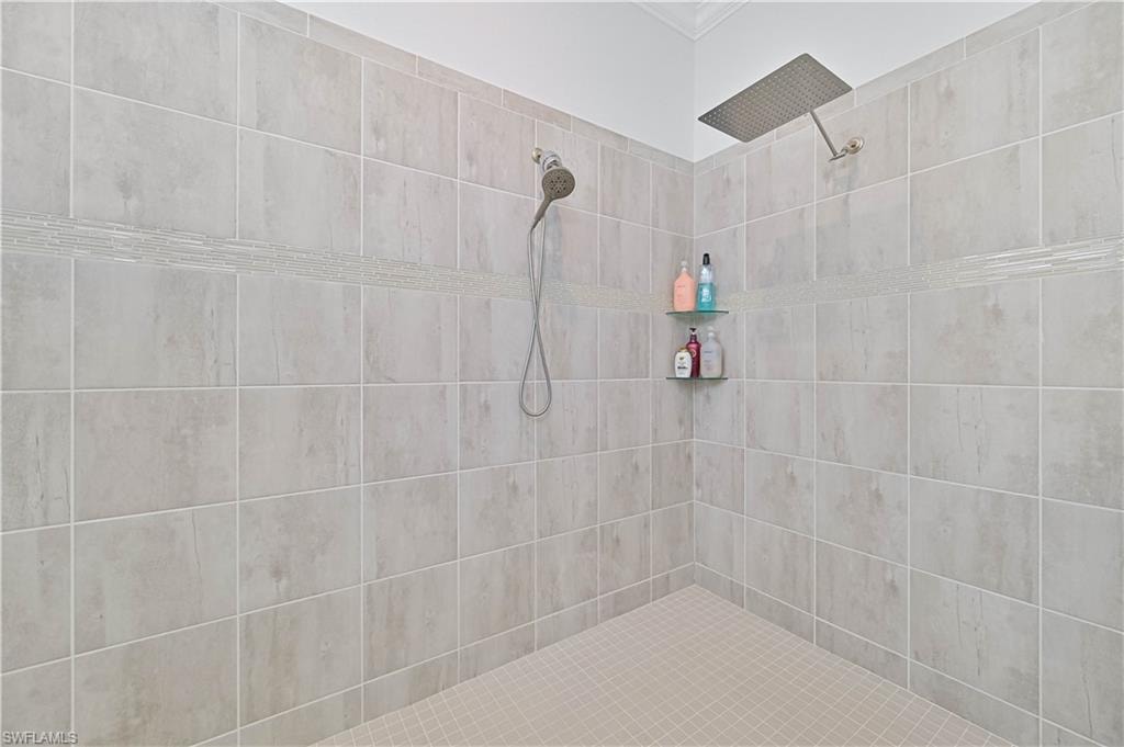 14421 Blue Bay CIR photo 23