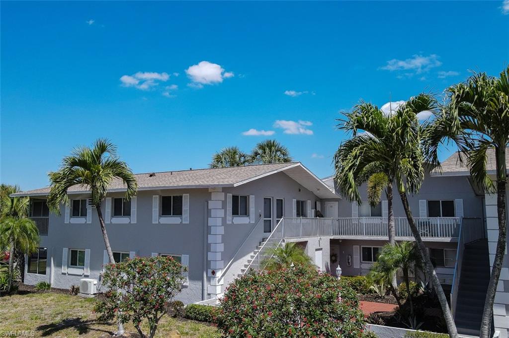 Well maintained condo building