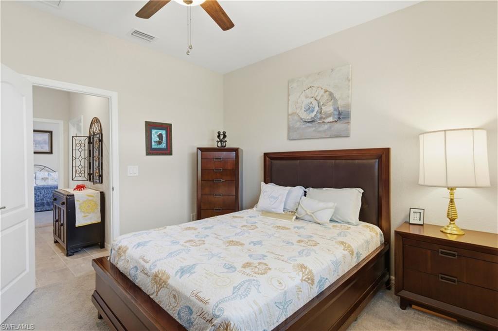 Bright and inviting guest rooms designed for both comfort and versatility.