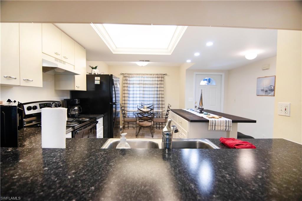12191 Kelly Sands WAY 1502 photo 10