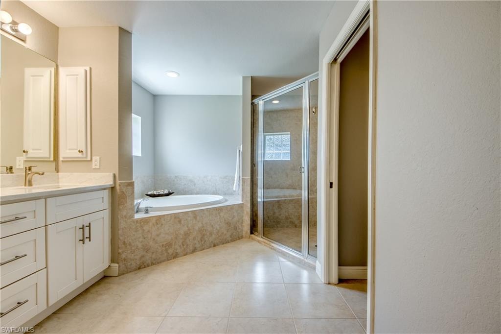 2301 SW 28th LN photo 17