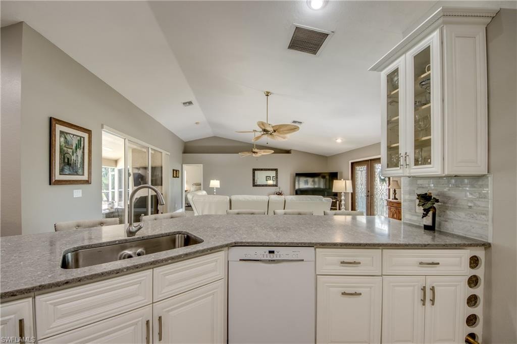 2301 SW 28th LN photo 12