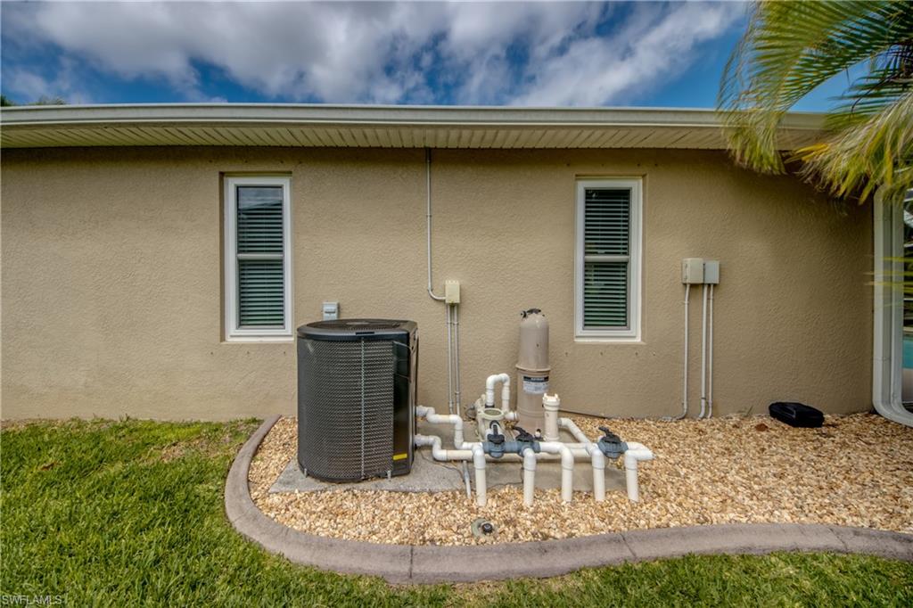 2301 SW 28th LN photo 45
