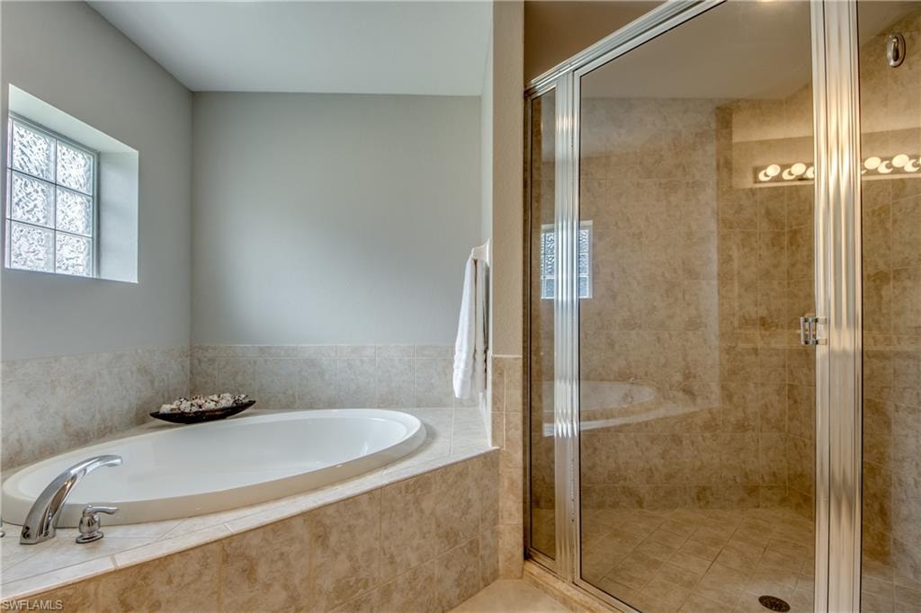 2301 SW 28th LN photo 18