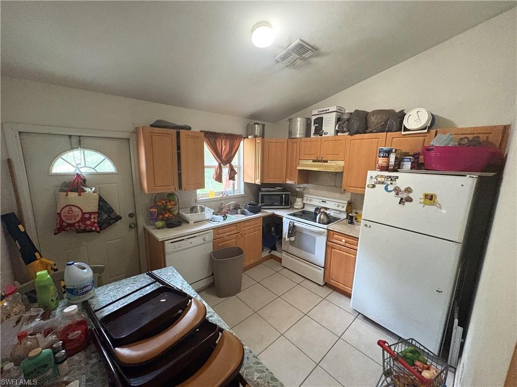 3123 Pine Tree DR photo 6