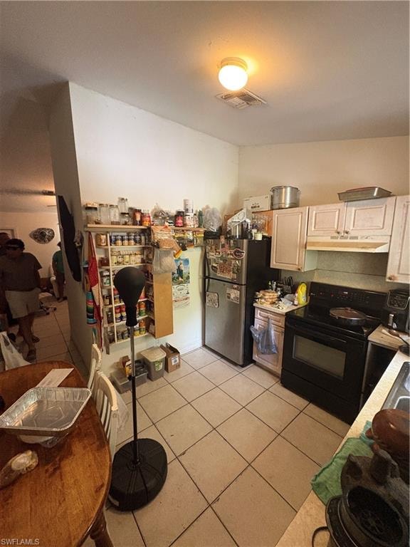 3123 Pine Tree DR photo 21