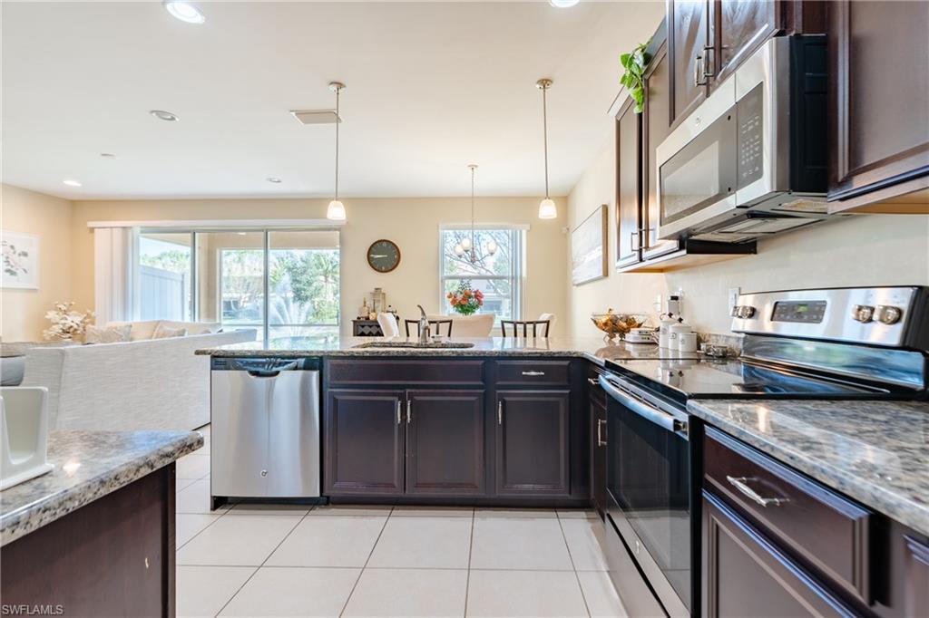 10818 Alvara Point DR photo 9