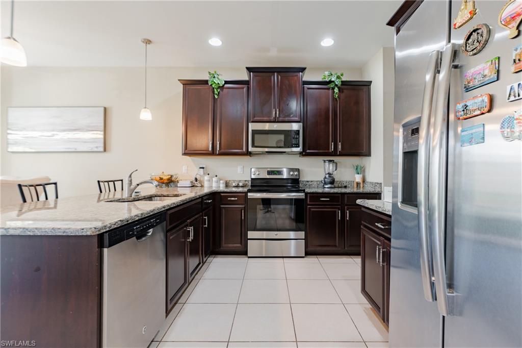 10818 Alvara Point DR photo 10