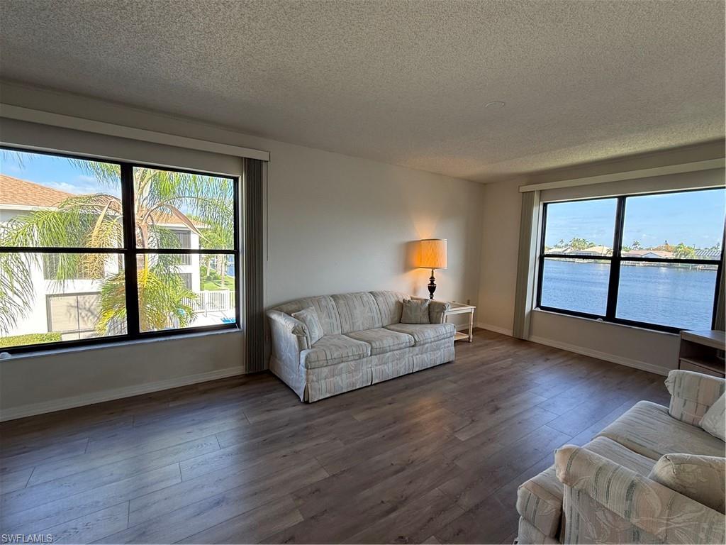 123 SW 47th TER 201