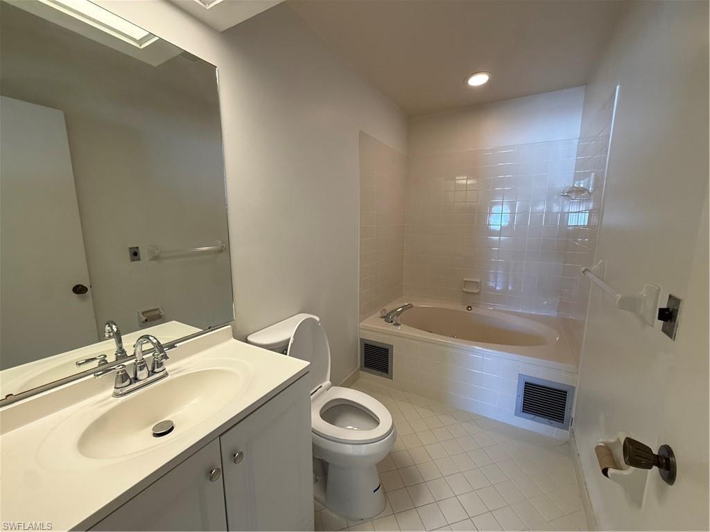 123 SW 47th TER 201 photo 18