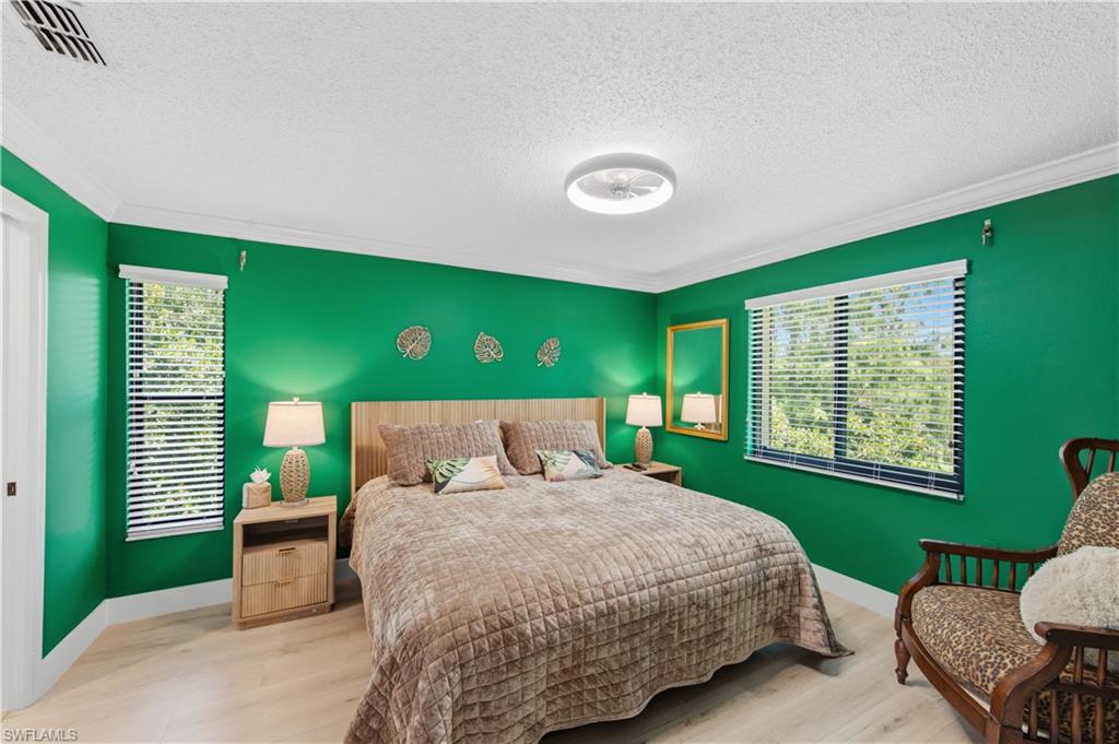 5741 Deauville CIR F301 photo 10