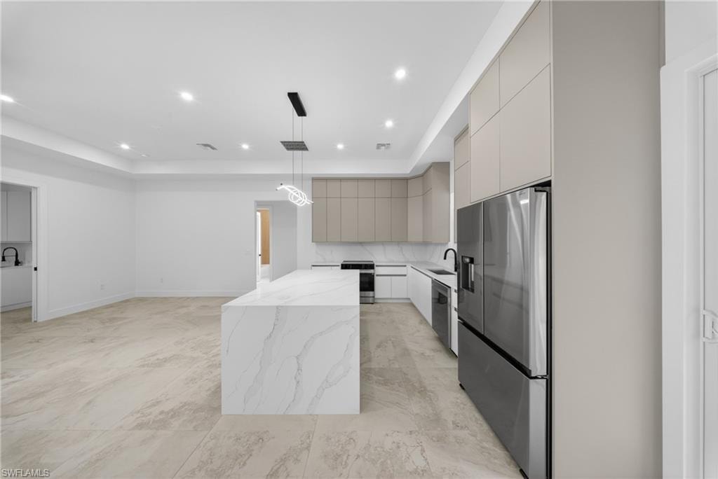 3782 47th AVE NE photo 12