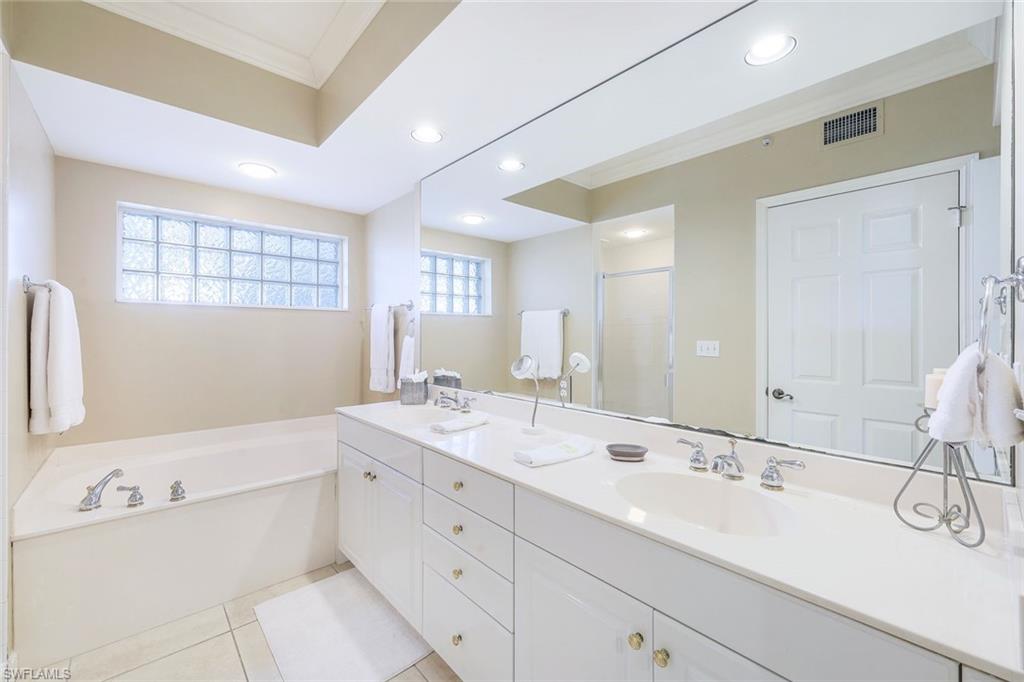 325 Dunes BLVD 406 photo 12