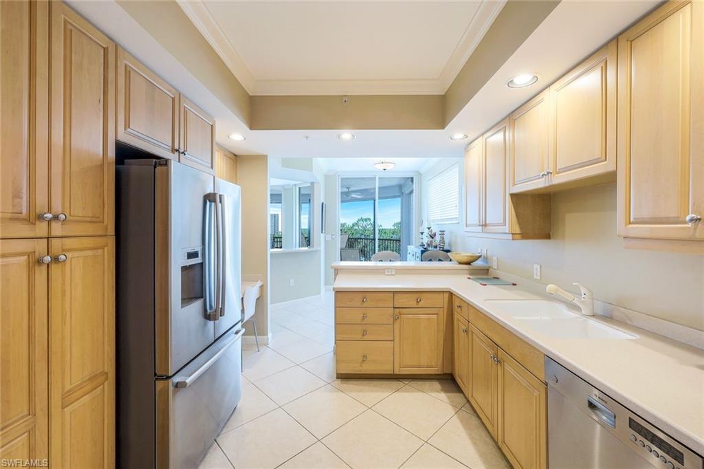 325 Dunes BLVD 406 photo 7