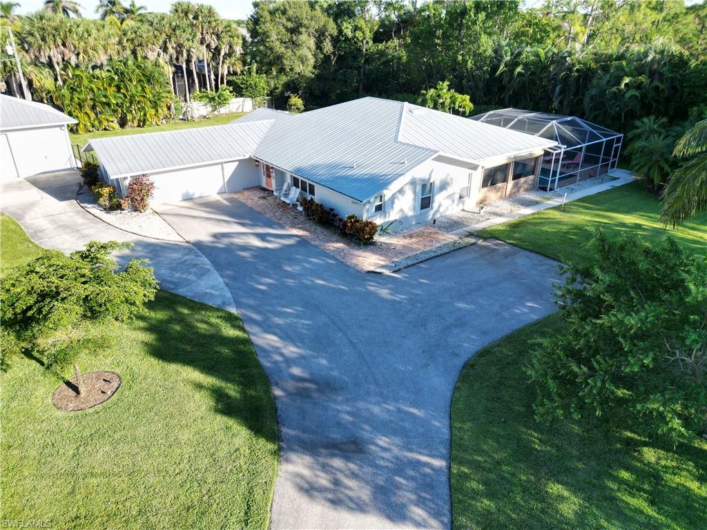 2950 Coach House LN photo 46
