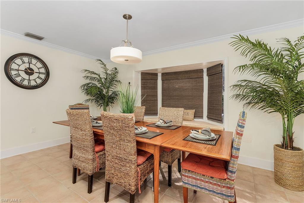 2950 Coach House LN photo 14