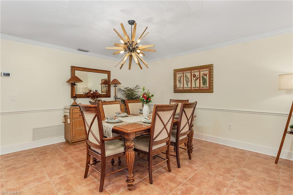 2950 Coach House LN photo 18