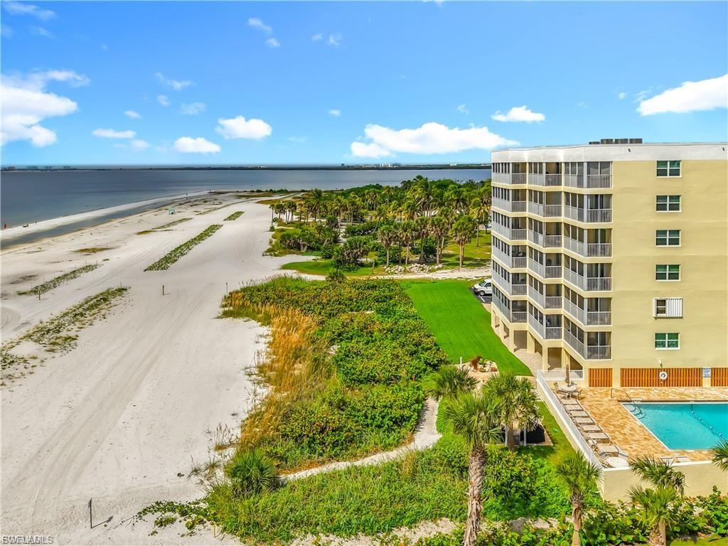 100 Estero BLVD 332 photo 12