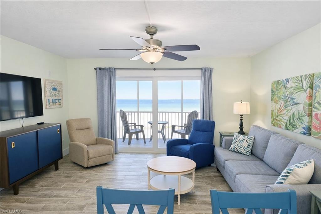 100 Estero BLVD 332 photo 7