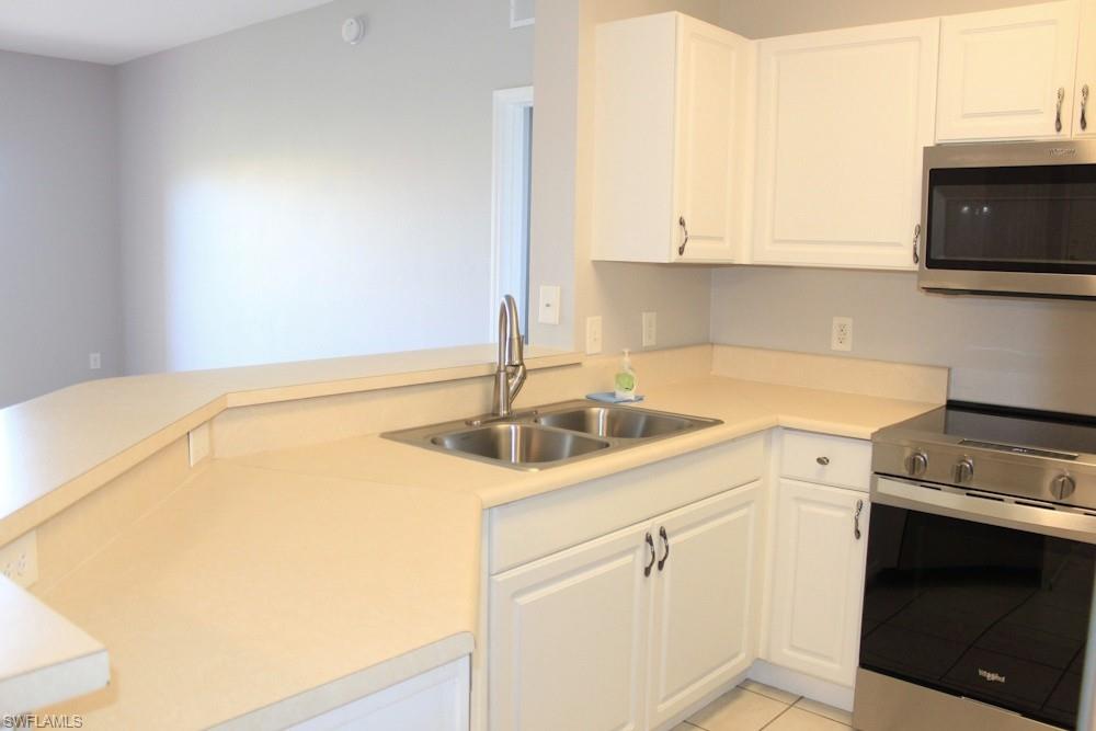 15605 Ocean Walk CIR 303 photo 9