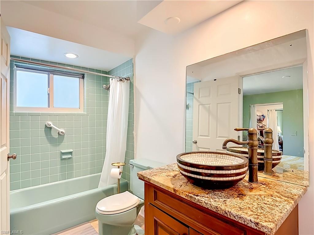7861 Buccaneer DR photo 22