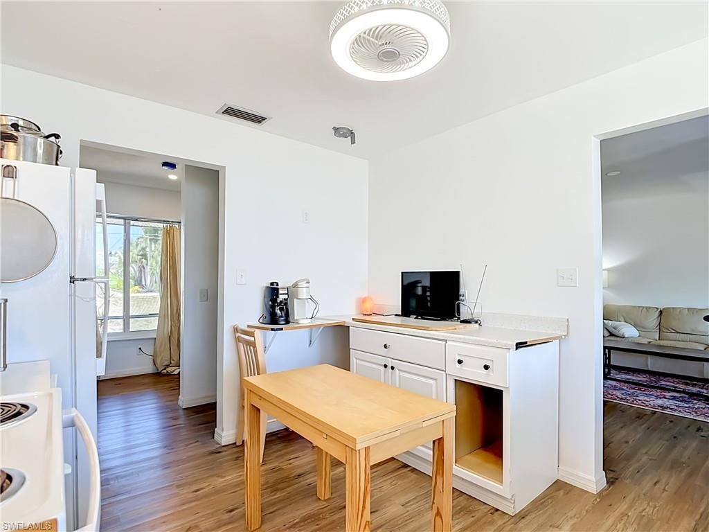 7861 Buccaneer DR photo 18