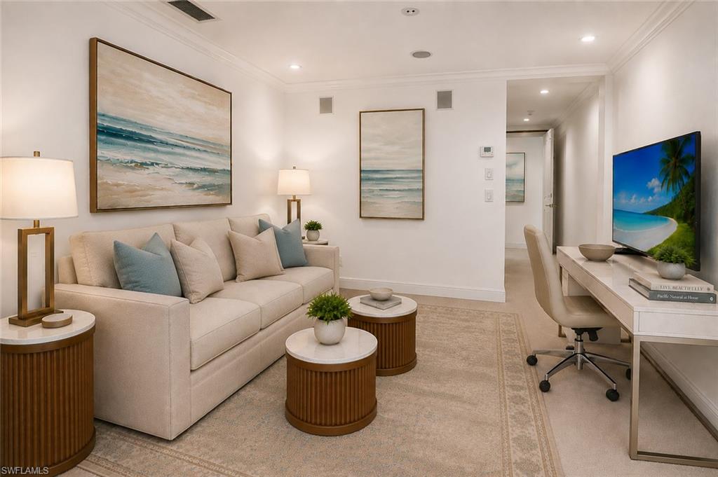Comfort and functionality - there is also a private balcony!