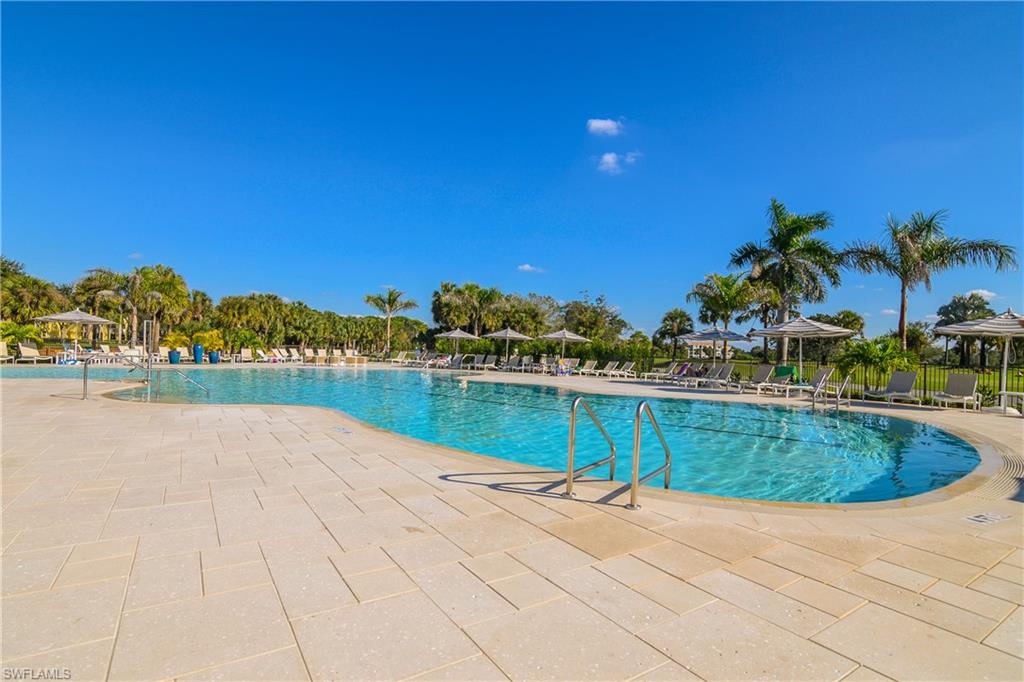 Highland Woods Resort-Style Pool