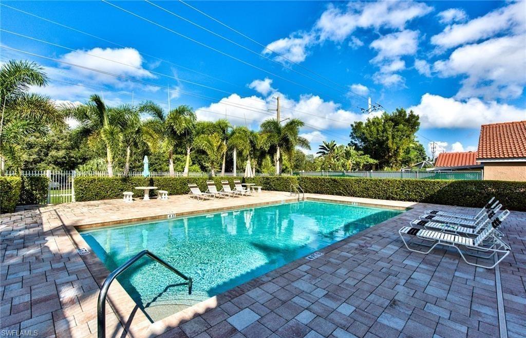 1040 Moon Lake DR photo 31