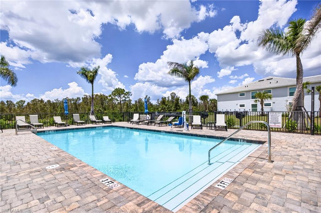 14141 Heritage Landing BLVD 934 photo 34