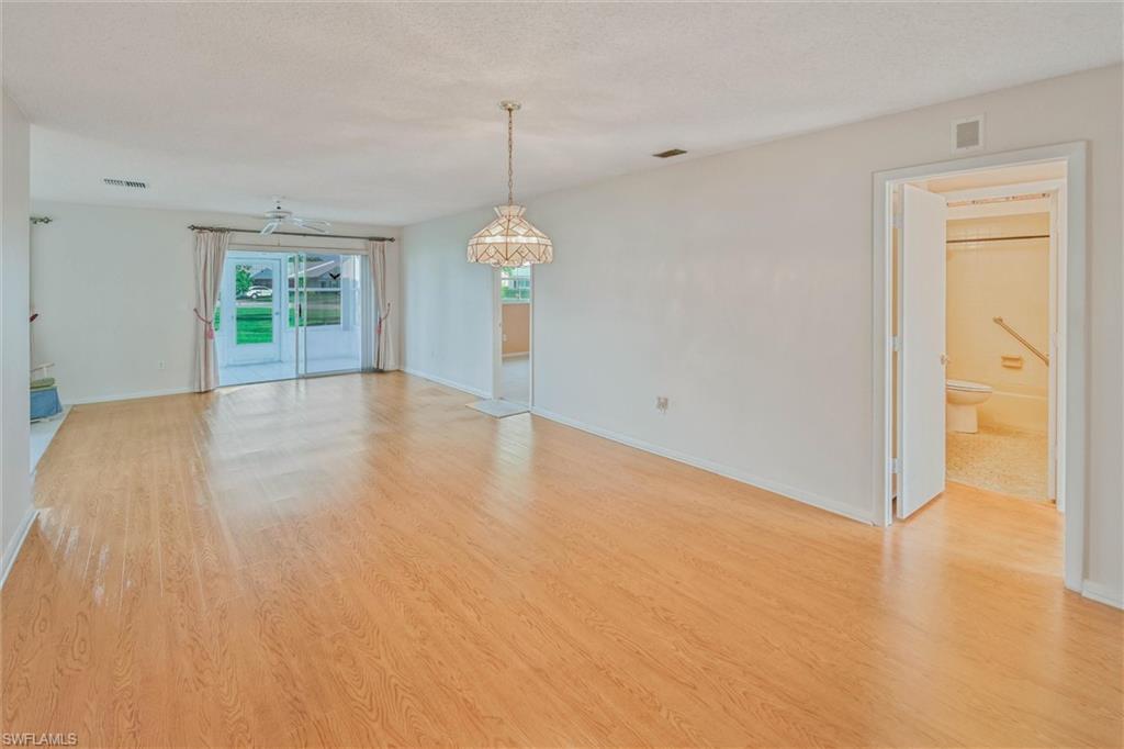 7008 Cedarhurst DR photo 7