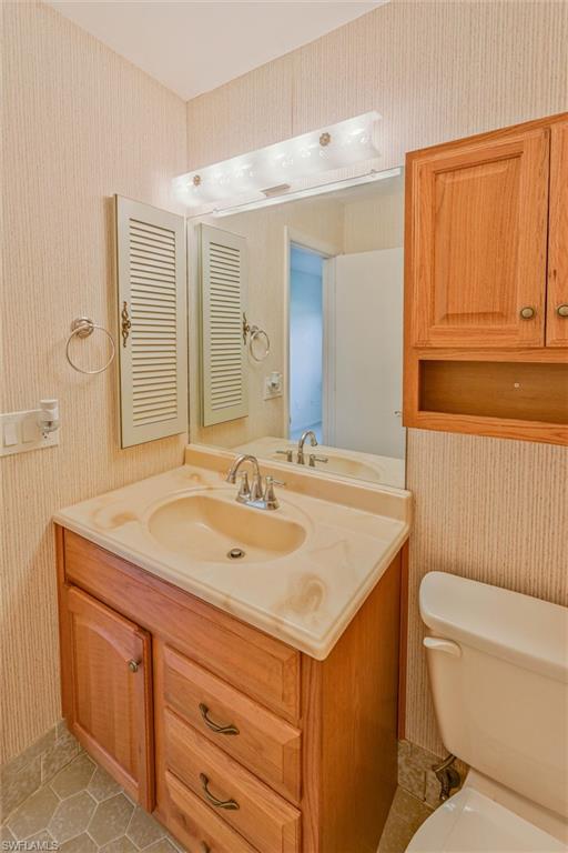 7008 Cedarhurst DR photo 31