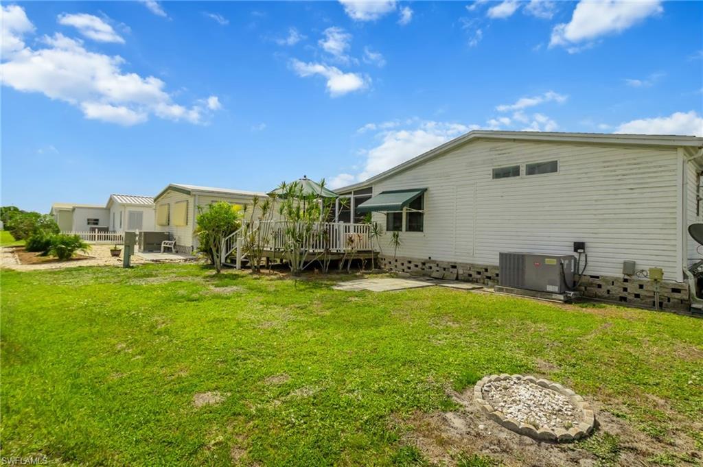 9749 Sugarberry WAY photo 22