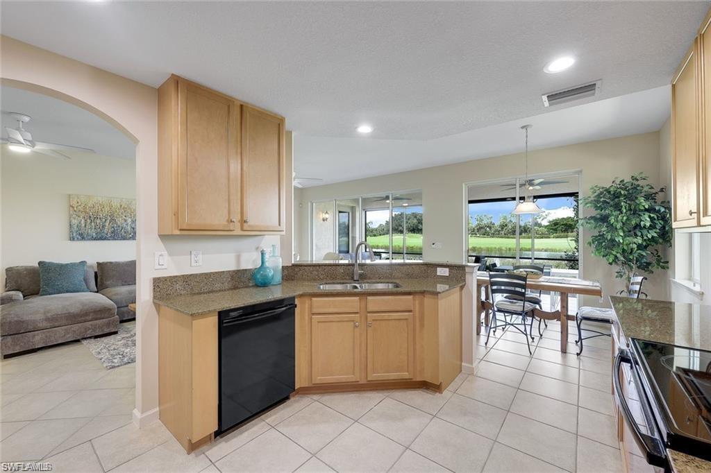 9525 Ironstone TER 102 photo 6