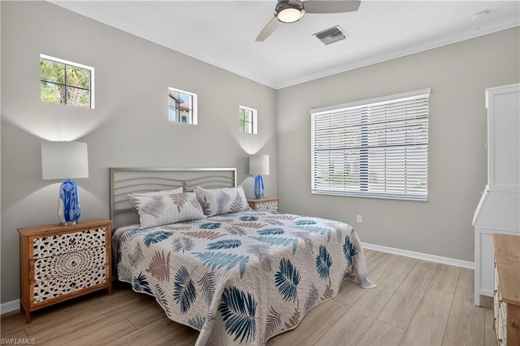 1170 Genovesa CT photo 17